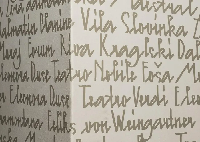 Art Kalelarga Отель 4*