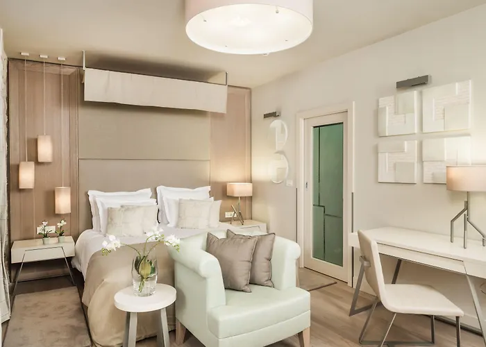 Art Kalelarga Otel 4*