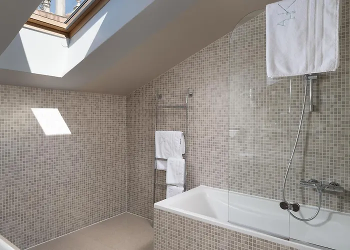 Art Kalelarga מלון 4*