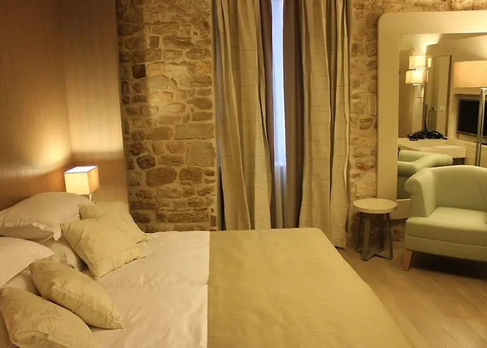 מלון Art Kalelarga