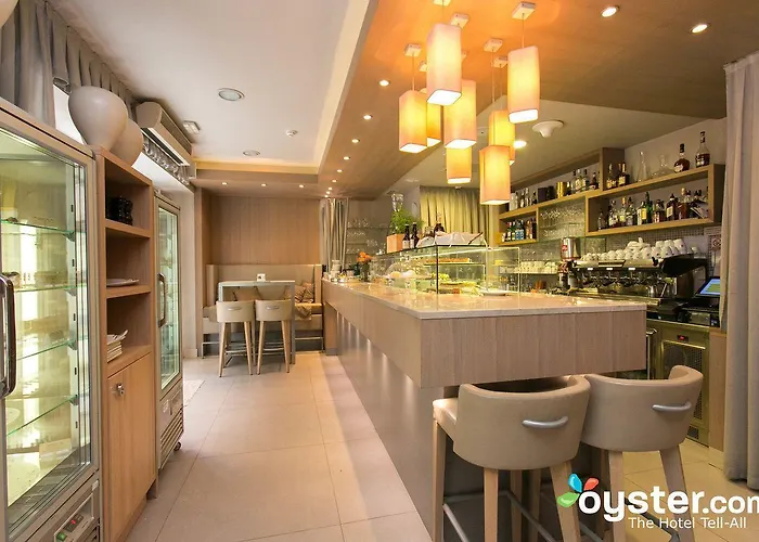 Art Kalelarga מלון זאדאר